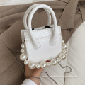2021 fashion hand-held precision custom women messenger bag for new design
